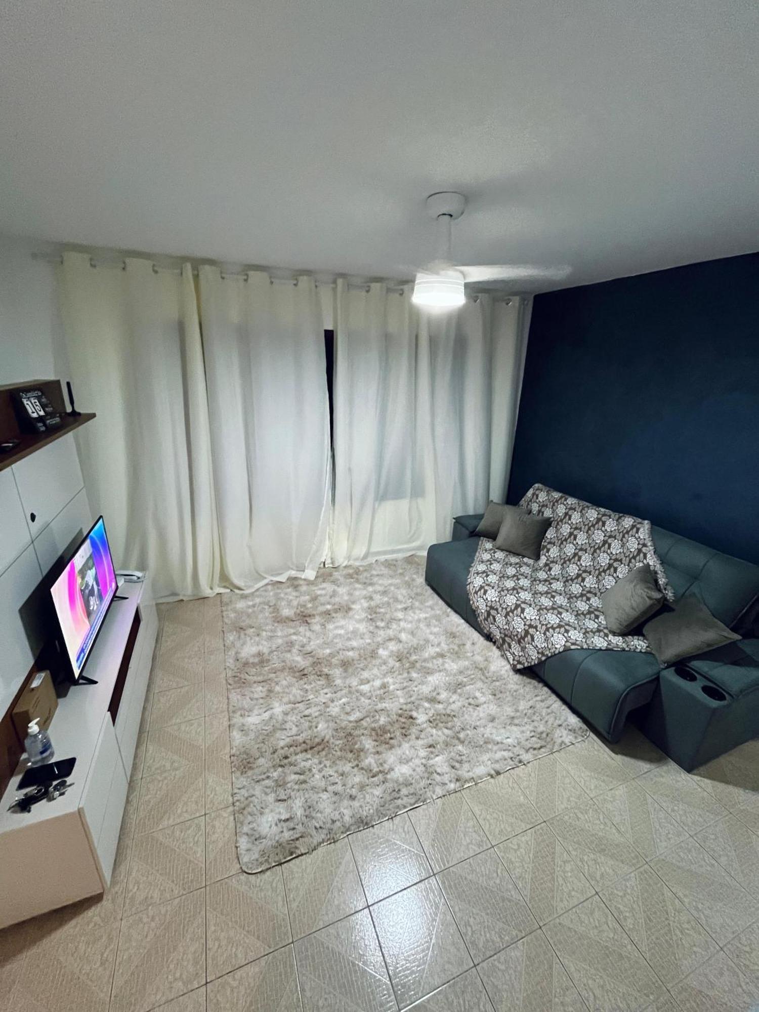 Apartamento Charmoso A 400Mts Da Praia Da Enseada Γκουαρούχα Εξωτερικό φωτογραφία